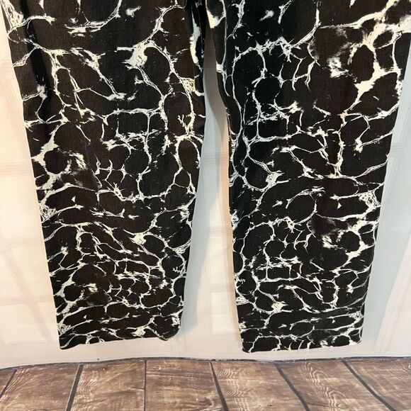 Glassons NWT Black White Print Super High Rise 90's Straight Leg Jeans Size 10 - Picture 8 of 12